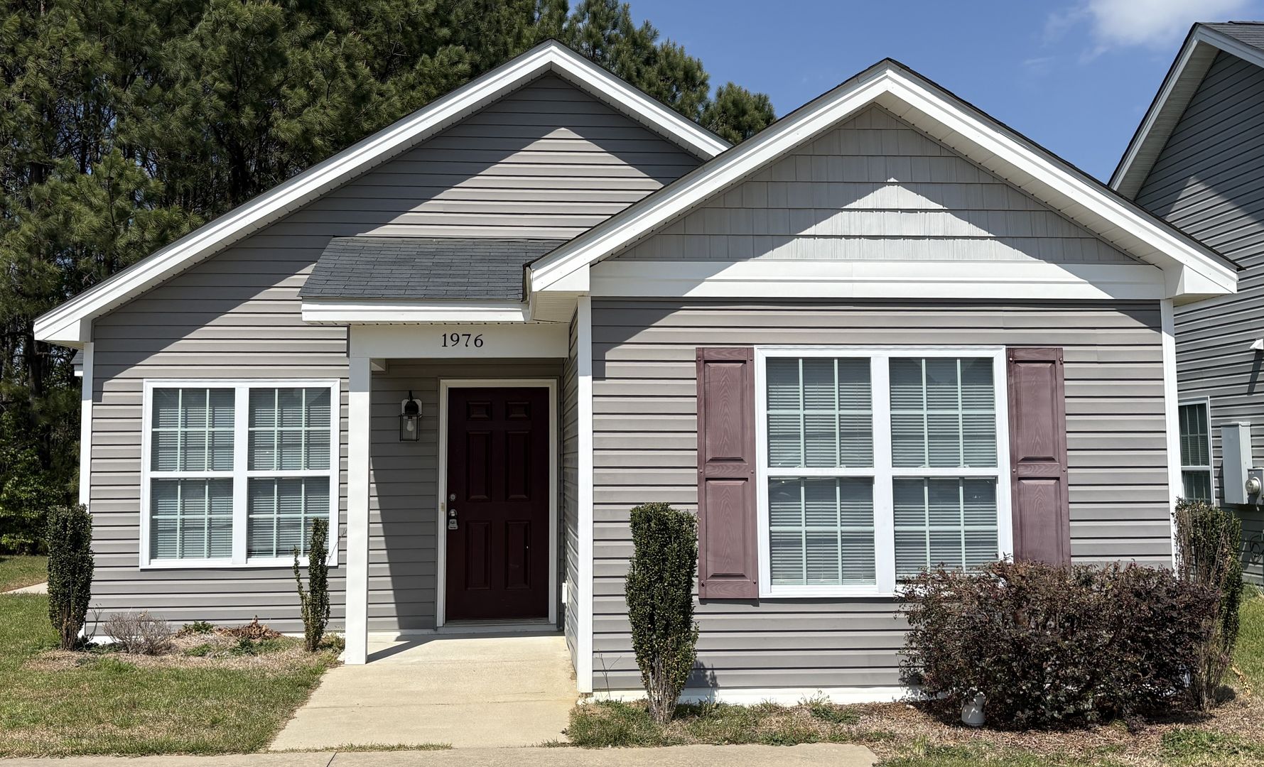 Rocky Mount House: 1976 Sapphire Road
