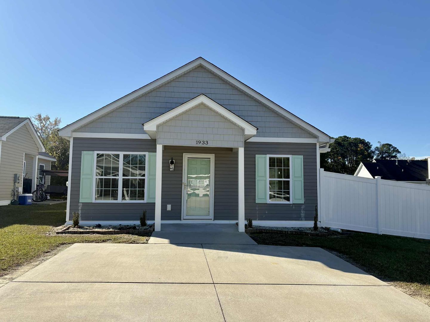 Rocky Mount House: 1933 Sapphire Rd.