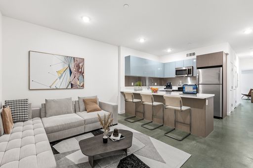 Luxurious 1 Bedroom with a View – photo 1