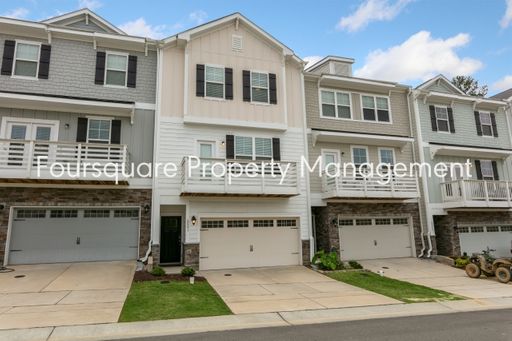 Spacious Apex Townhome with Bonus Room, Front & Back Balconies & 2-Car Garage – Minutes from Beaver Creek – photo 1
