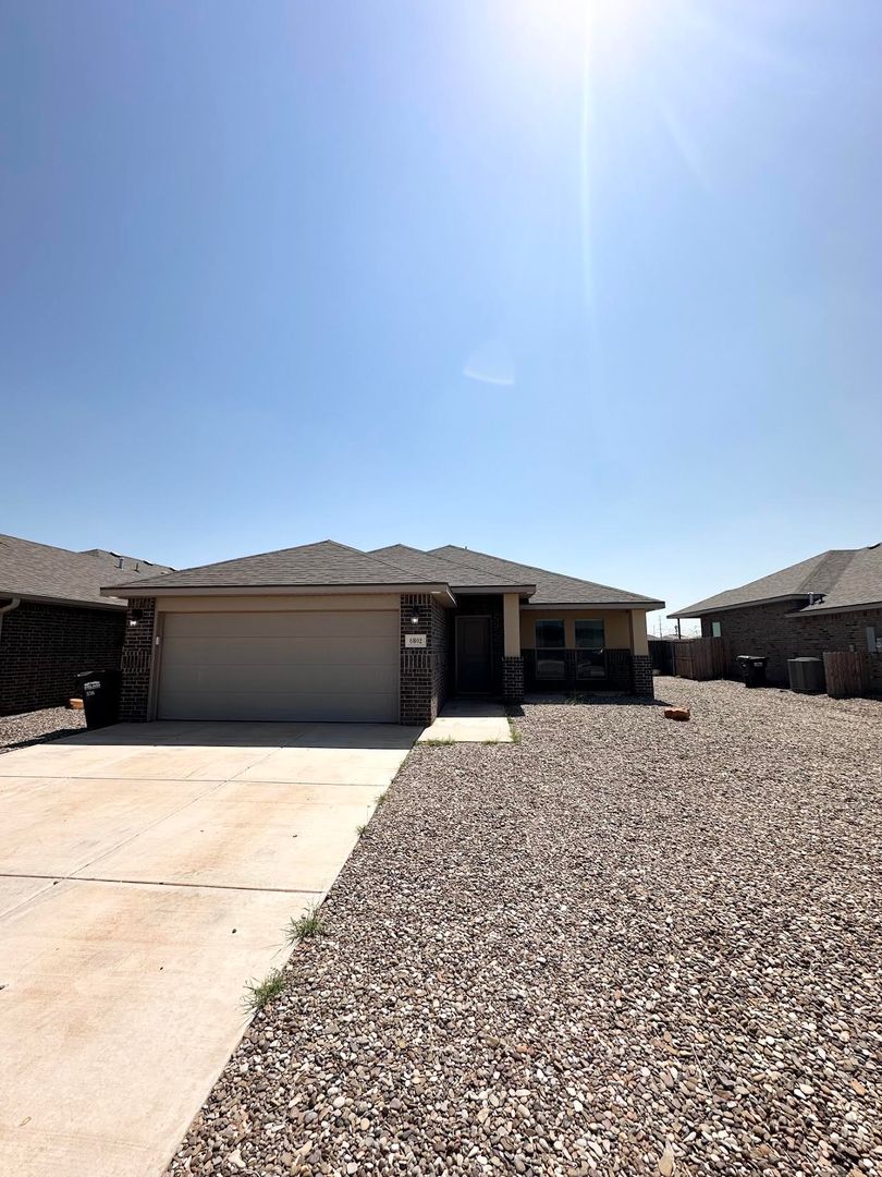 Midland House: 6802 Stake Ave