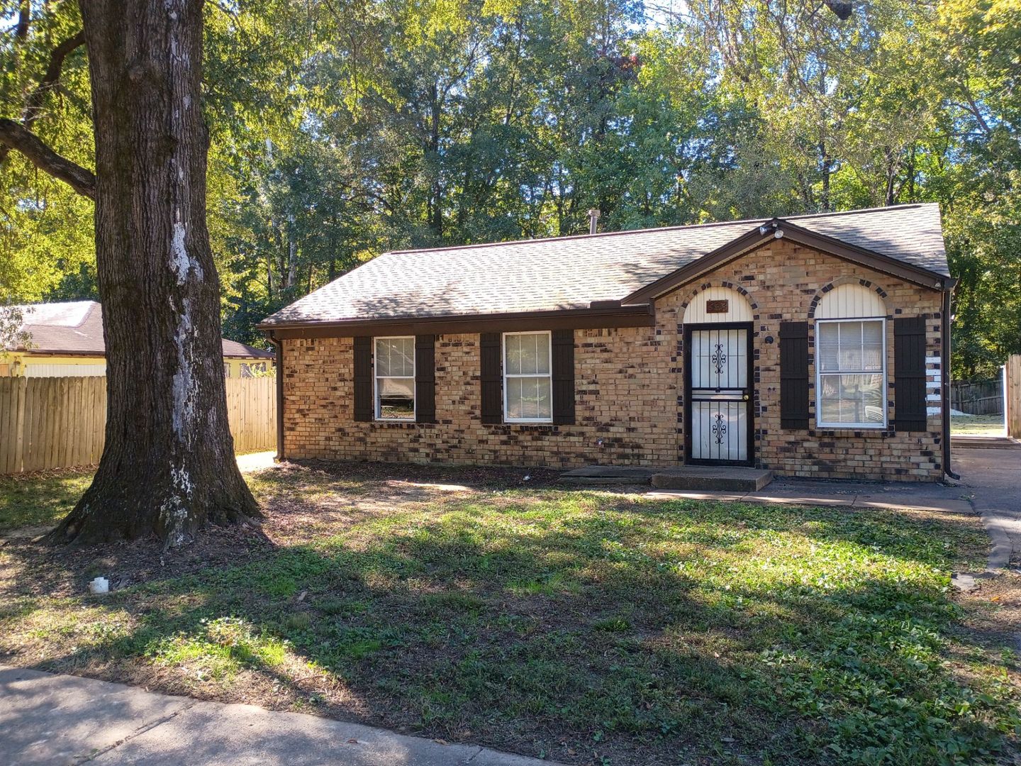 Memphis House: 593 Northaven Dr