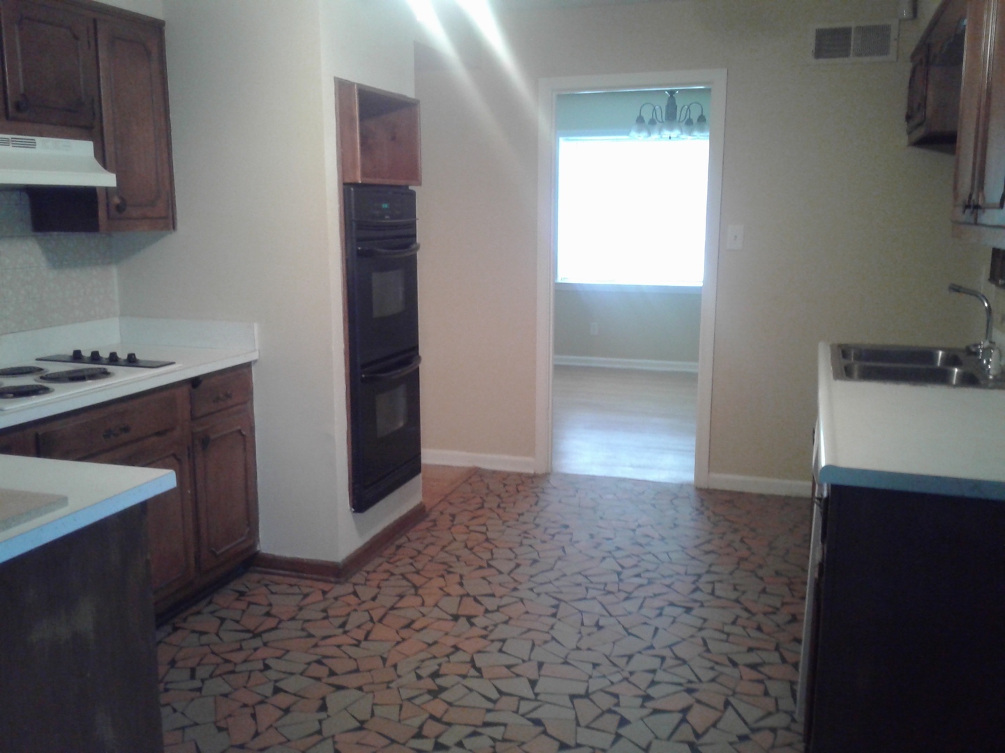 Memphis House: 3573 Hanna Dr