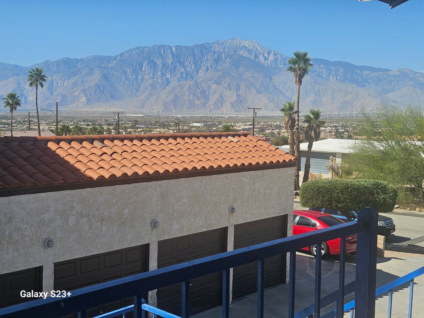 Desert Hot Springs Apartment: 12770 Maui Way