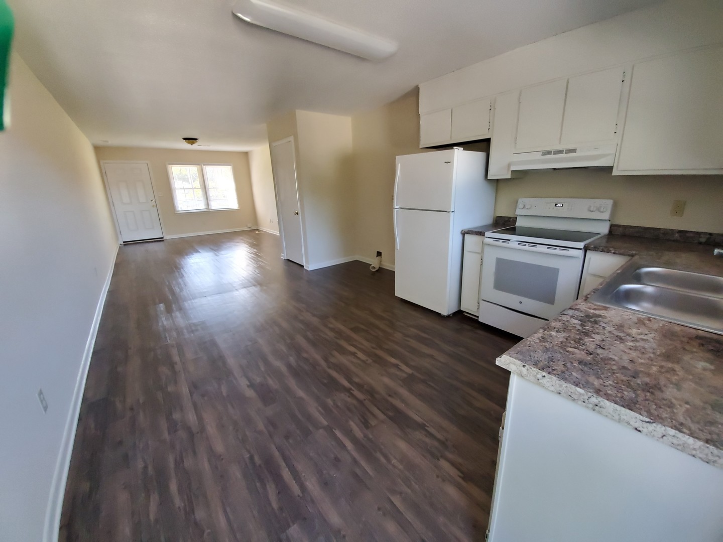 Thomasville Apartment: 101-103 Fisher Ferry St