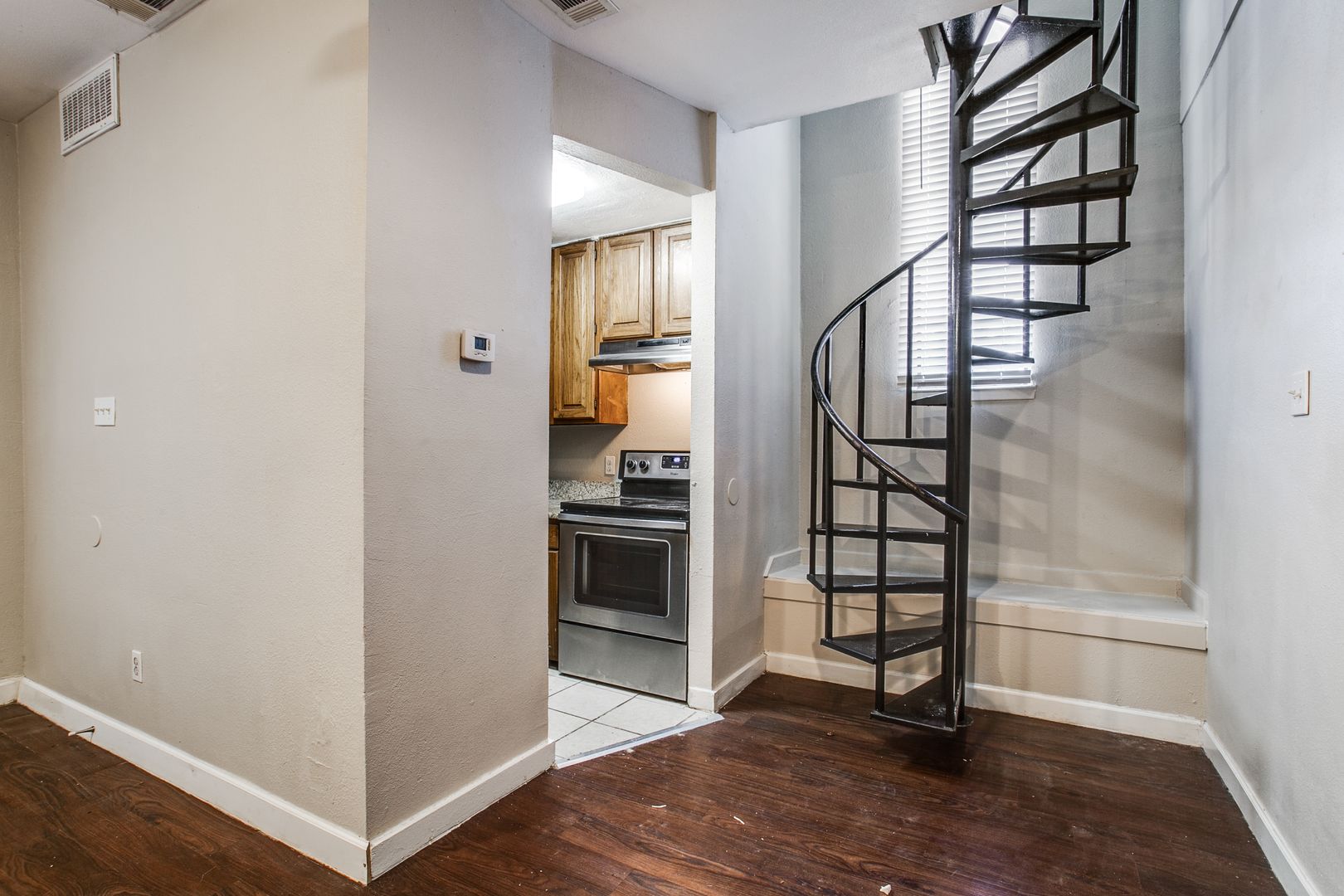 Dallas Apartment: 5114 Bryan ST