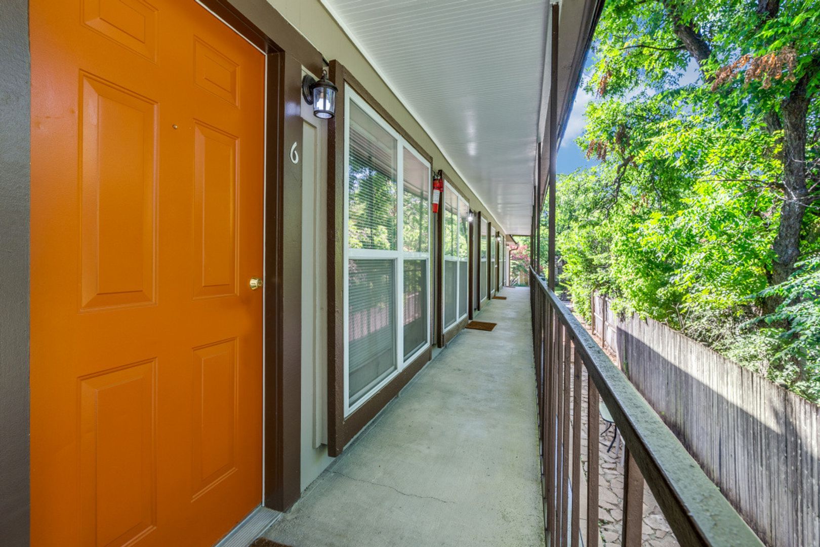 Dallas Apartment: 5508 Tremont Street