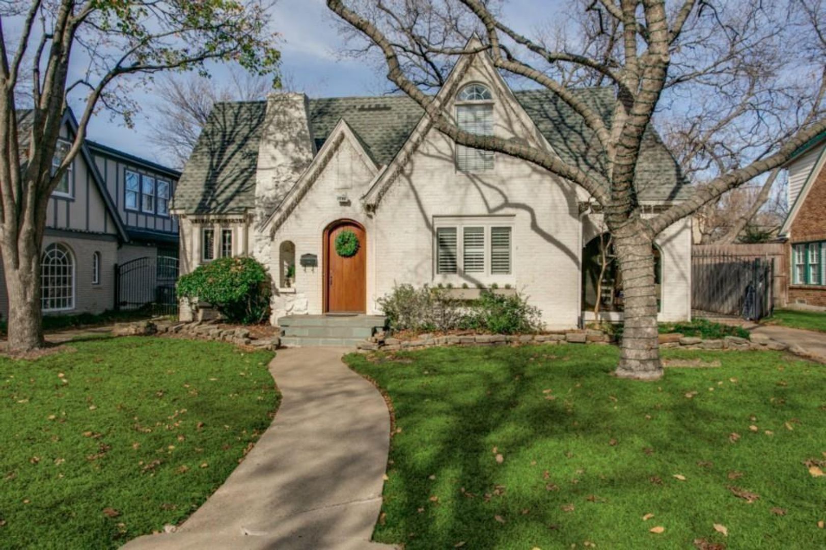 Dallas House: 5419 Merrimac Avenue