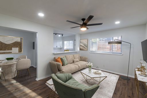 Renovated One Bedroom In Historic Lakewood Community! – photo 1