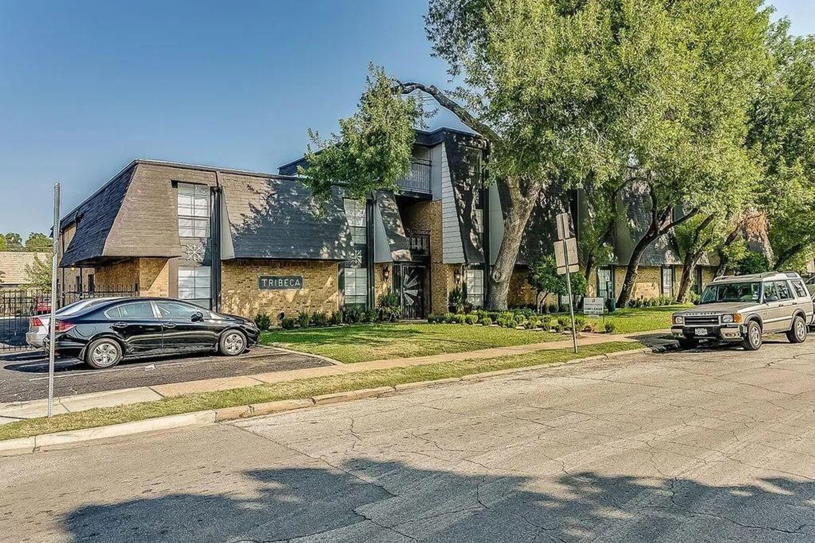 Dallas Apartment: 2805 Reagan Street