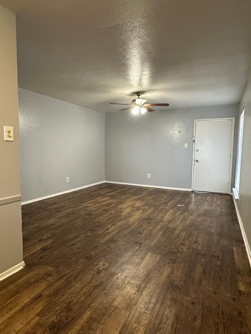 Fort Worth Apartment: 4316-4321 Baldwin Ave