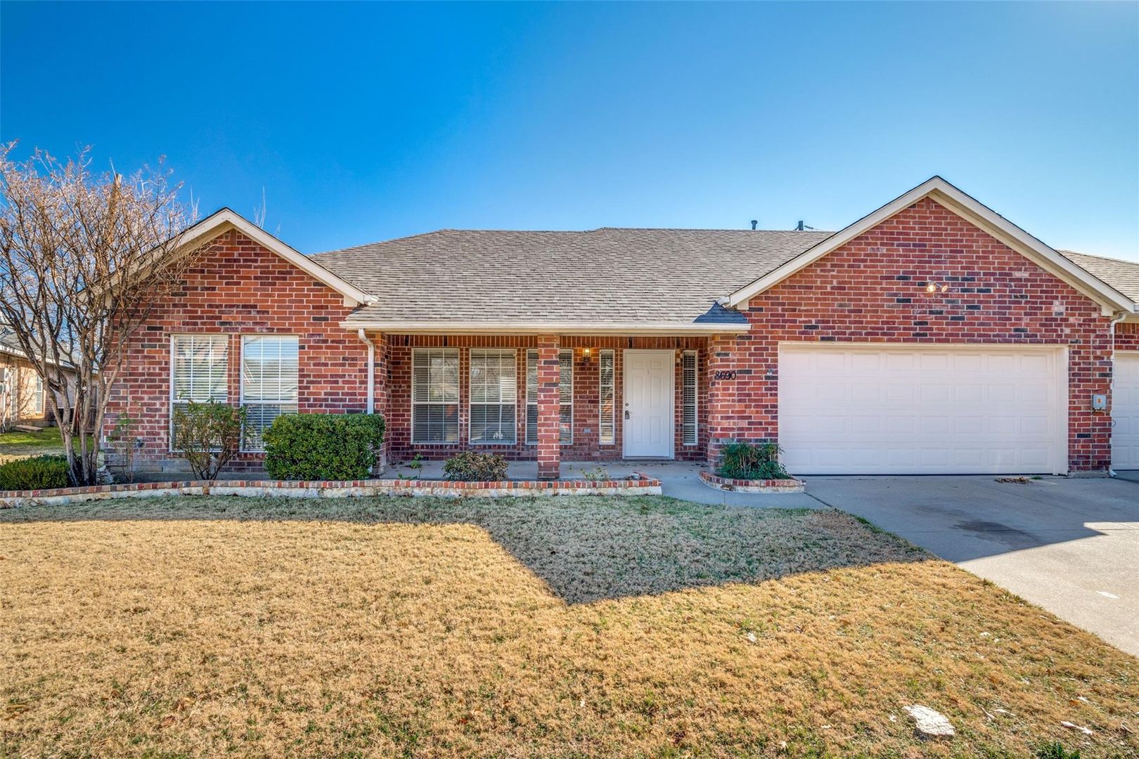 Frisco Multiplex: 8688 - 8690 Holly Street