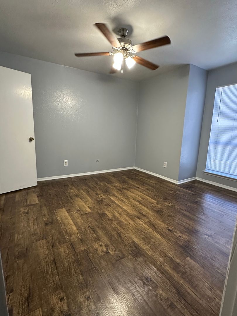 Fort Worth Apartment: 4316-4321 Baldwin Ave