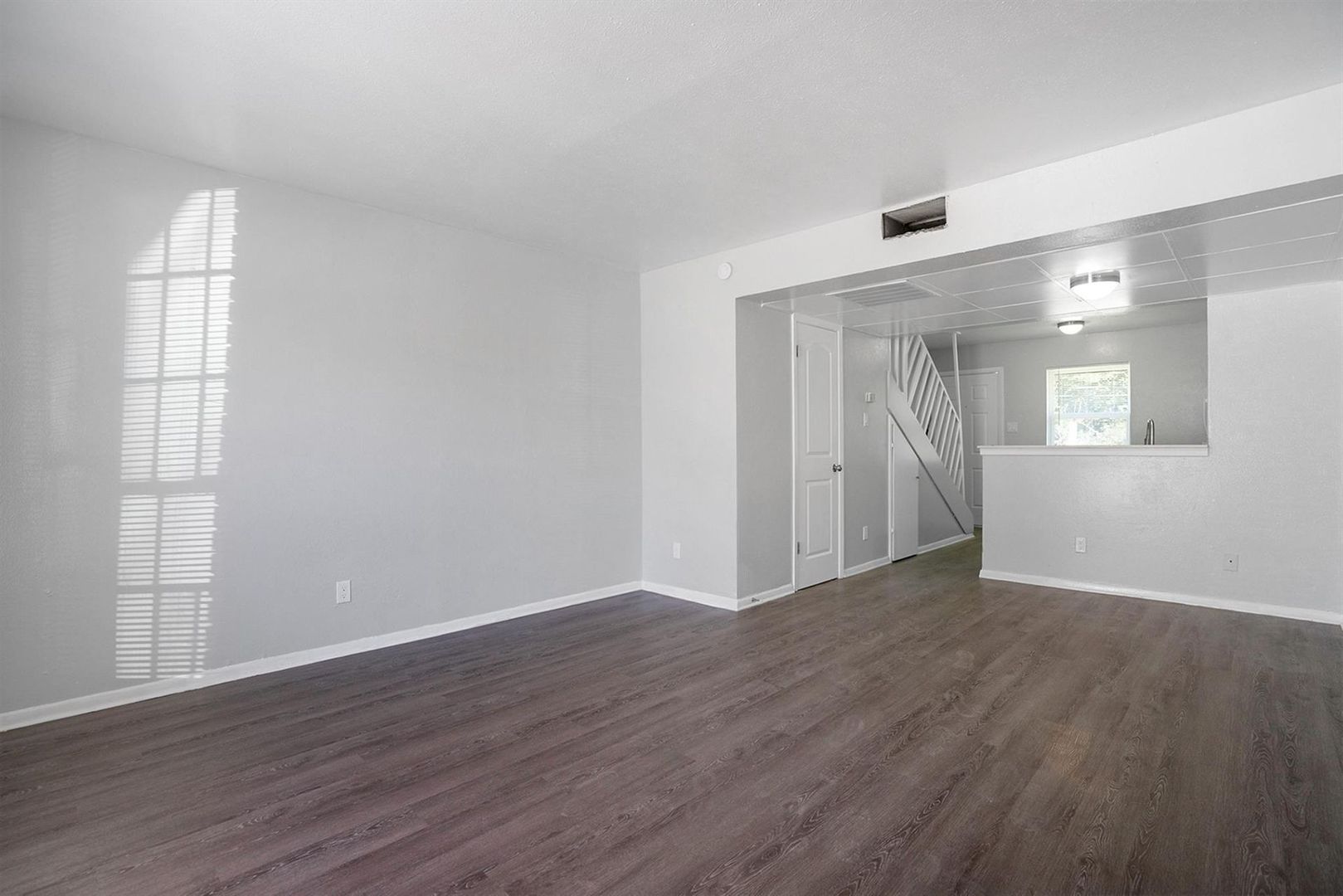 Arlington Apartment: 307-311 Rose Street