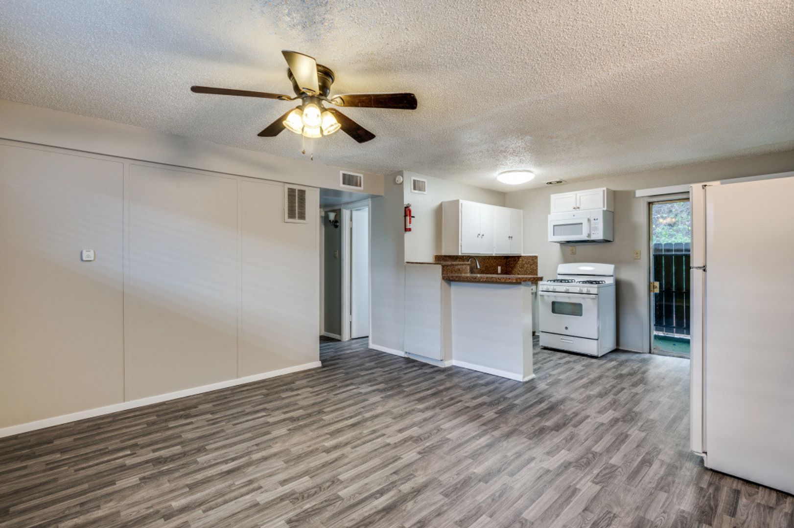 Fort Worth Apartment: 2213 Capri Drive