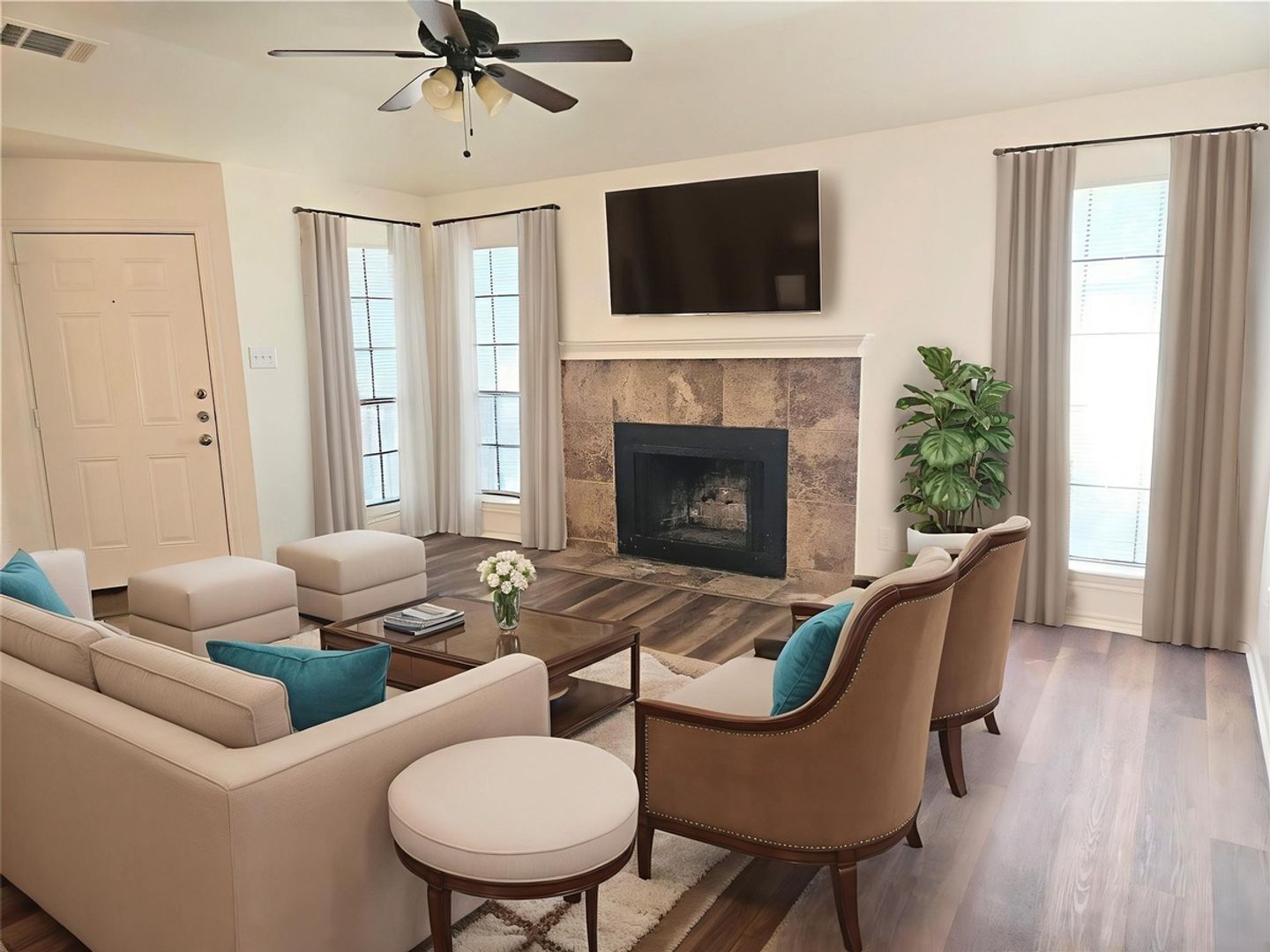 Euless Apartment: 508 E Denton Dr