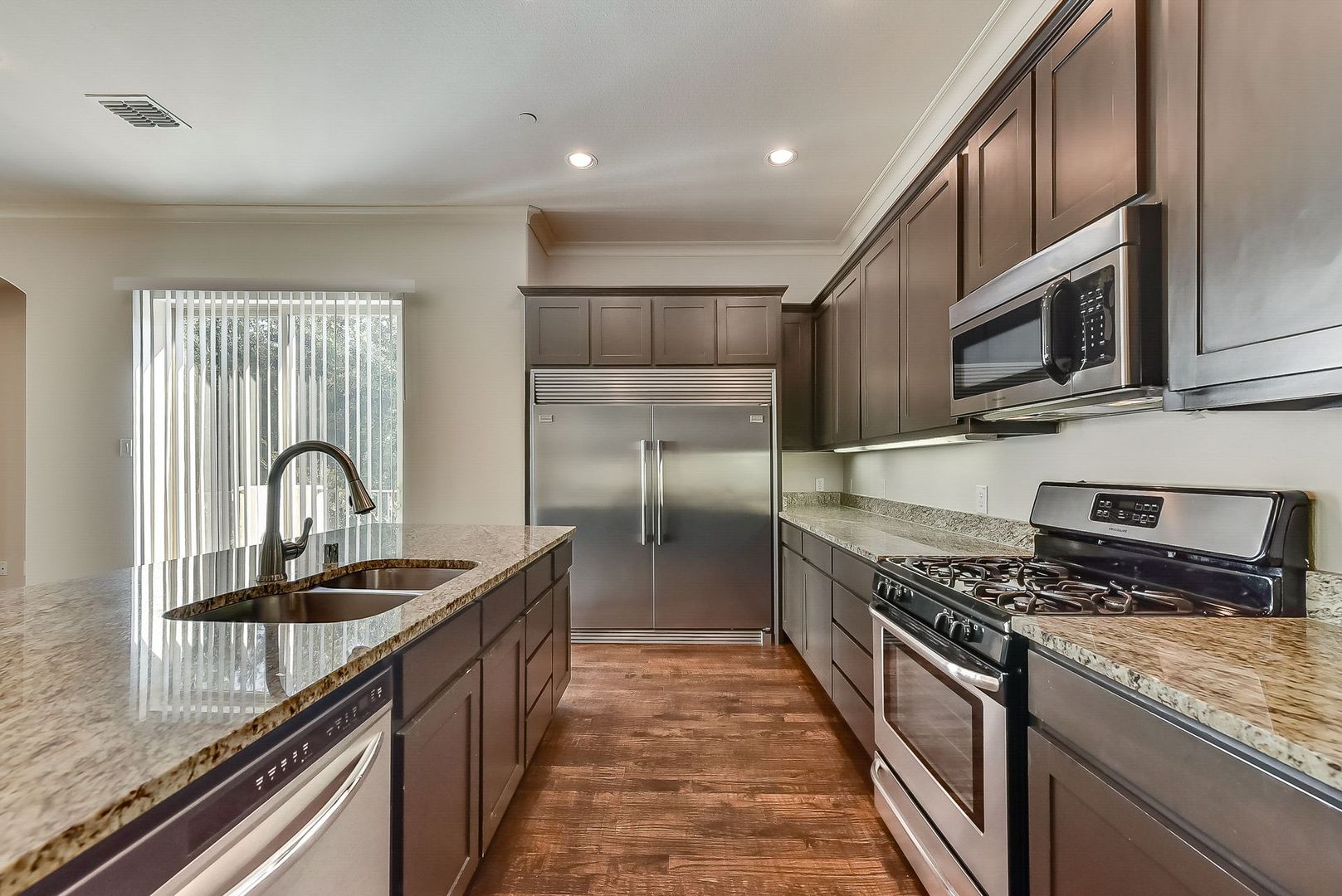 Dallas Townhome: 4111 Rawlins ST