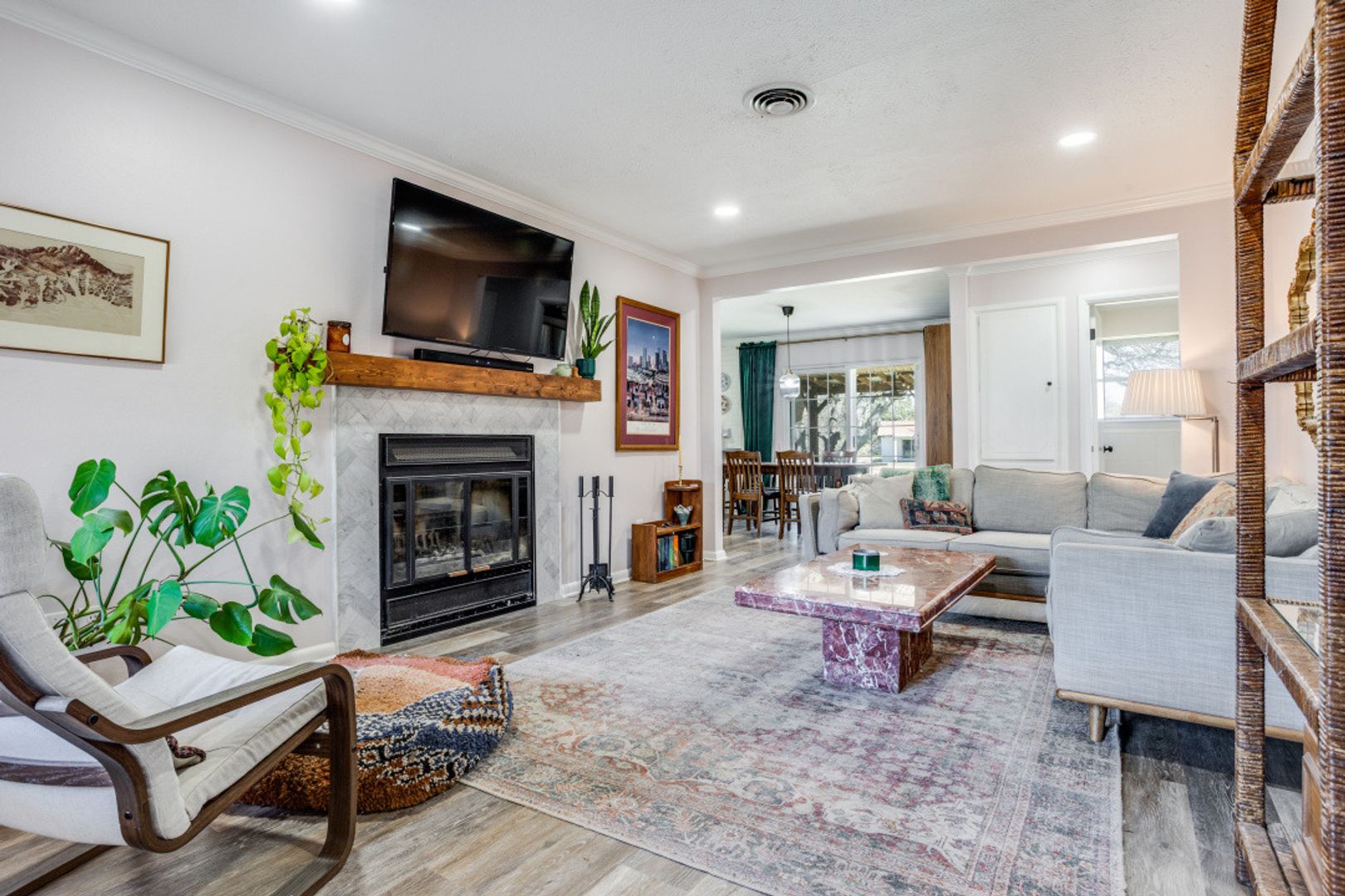 Dallas House: 11123 Paddock