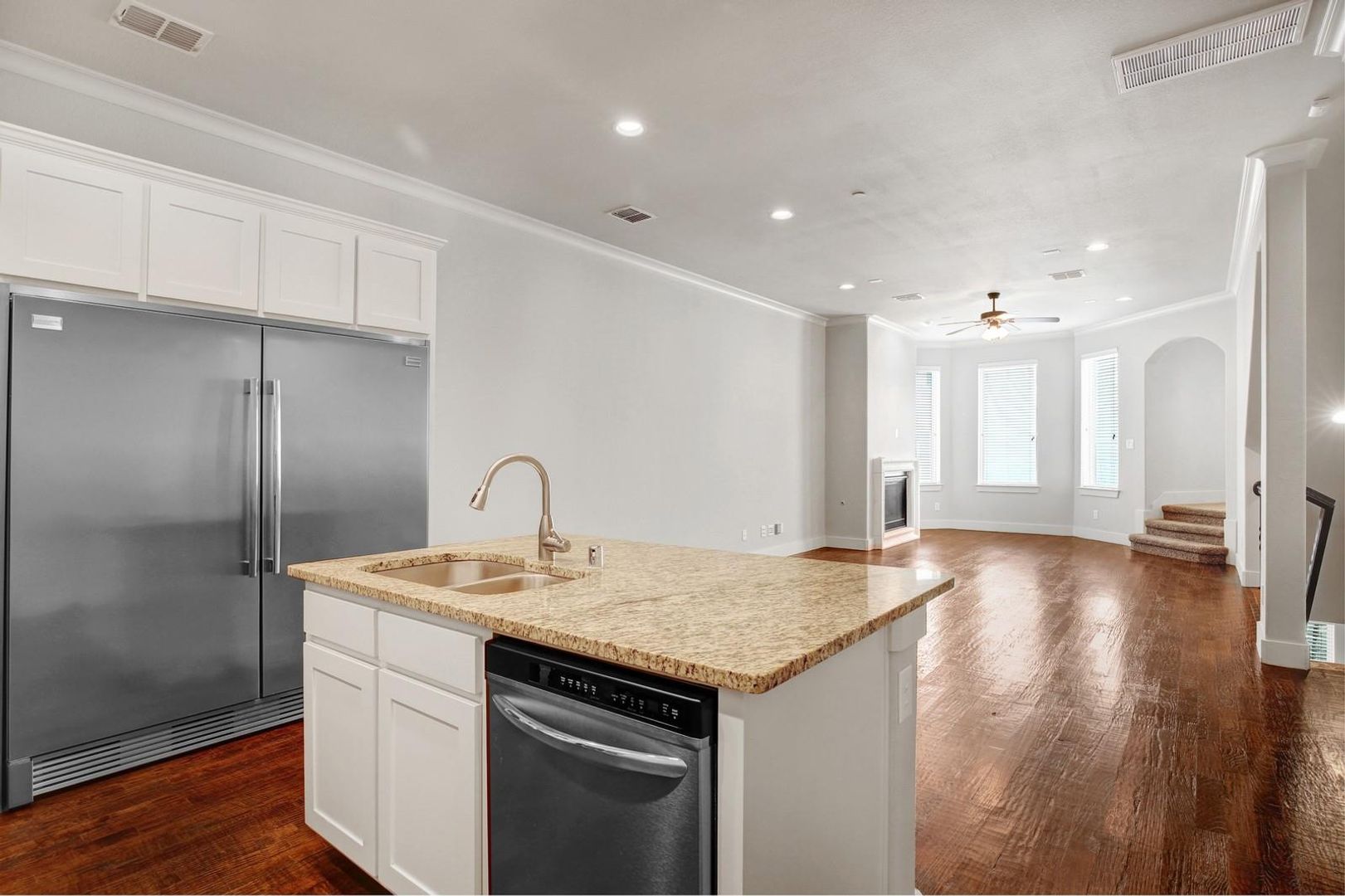 Dallas Townhome: 4111 Rawlins ST