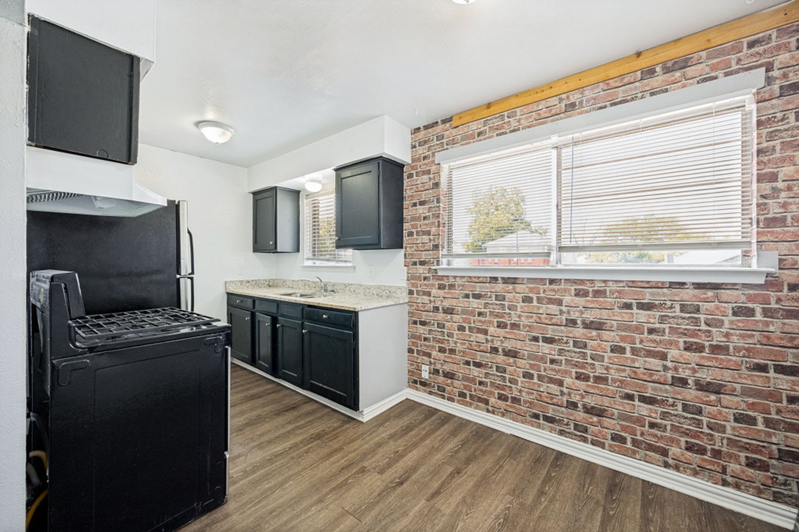 Fort Worth Apartment: 2701 Hemphill St