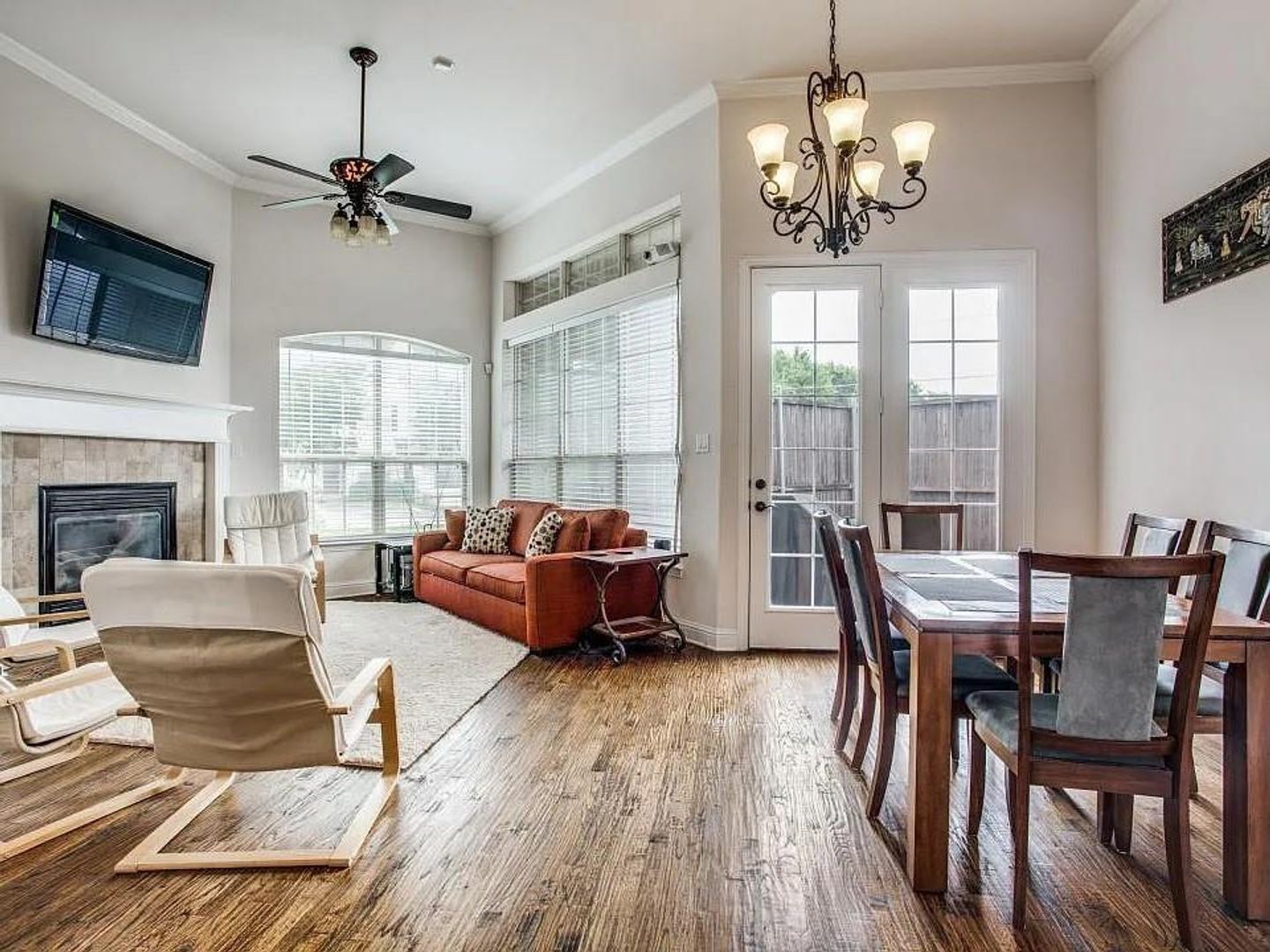 Dallas Townhome: 2203 Kirby ST