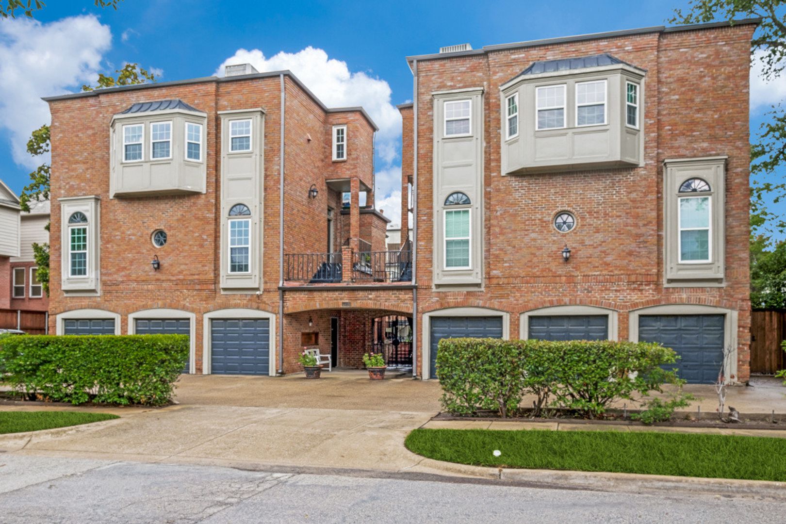 Dallas Condo: 4419 Holland #109