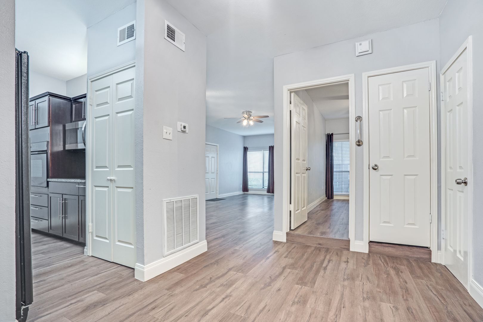 Dallas Condo: 9254 Forest Lane