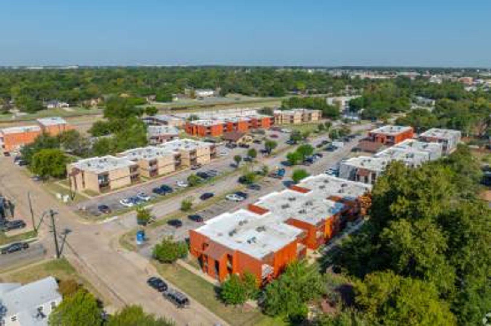 Duncanville Apartment: 400 N Merrill Ave