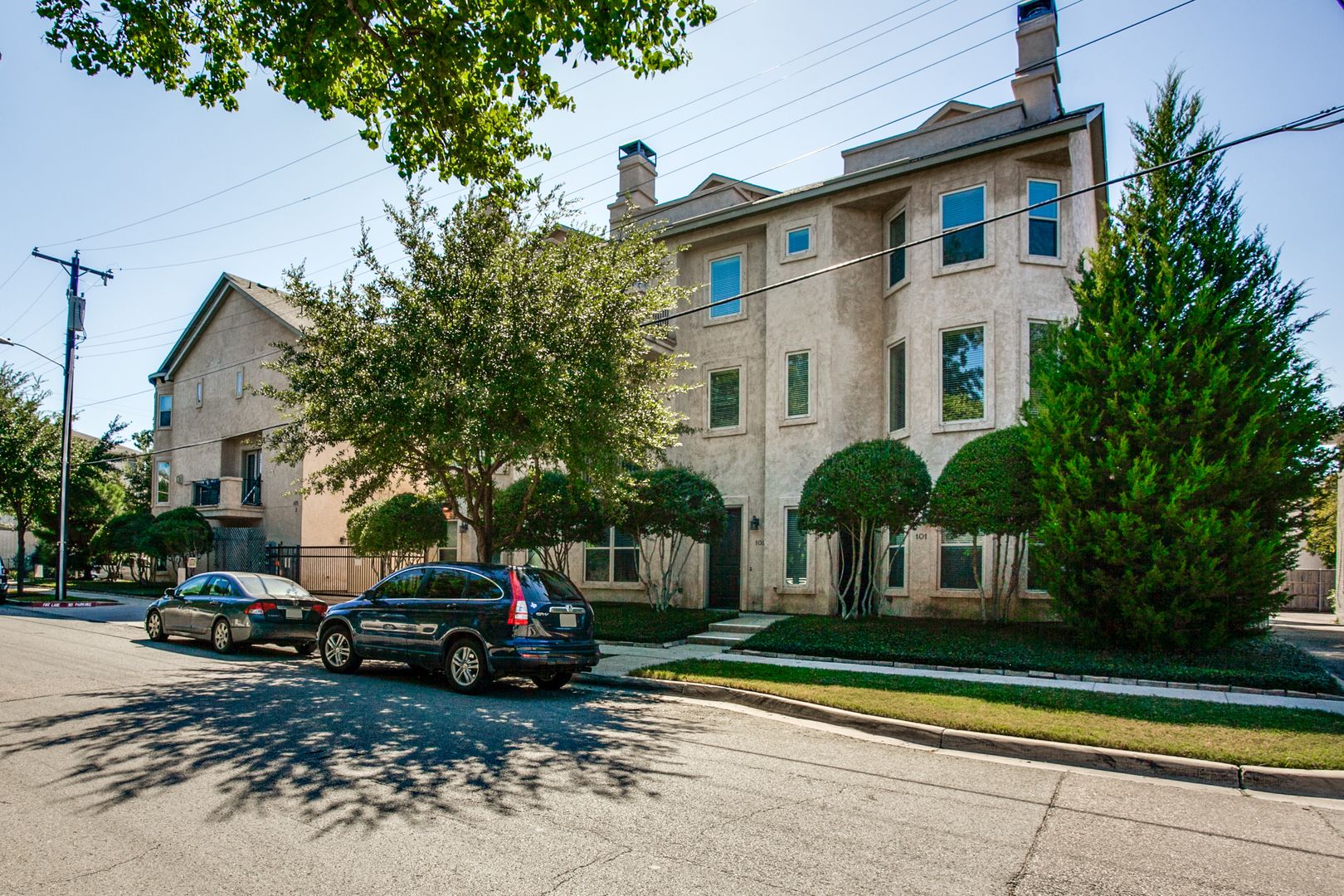Dallas Townhome: 4111 Rawlins ST