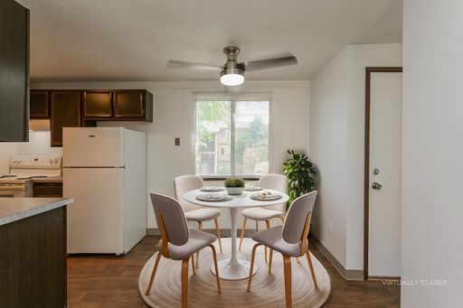 Move in special! $1,000.00 credit off your second month – photo 1