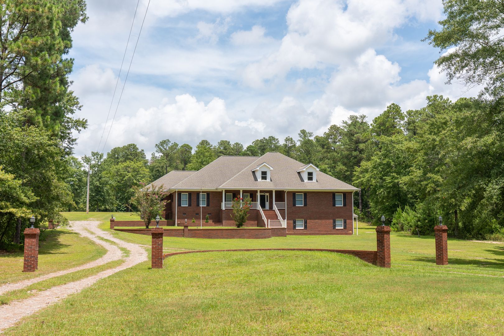 Aiken House: 785 Glenwood Drive