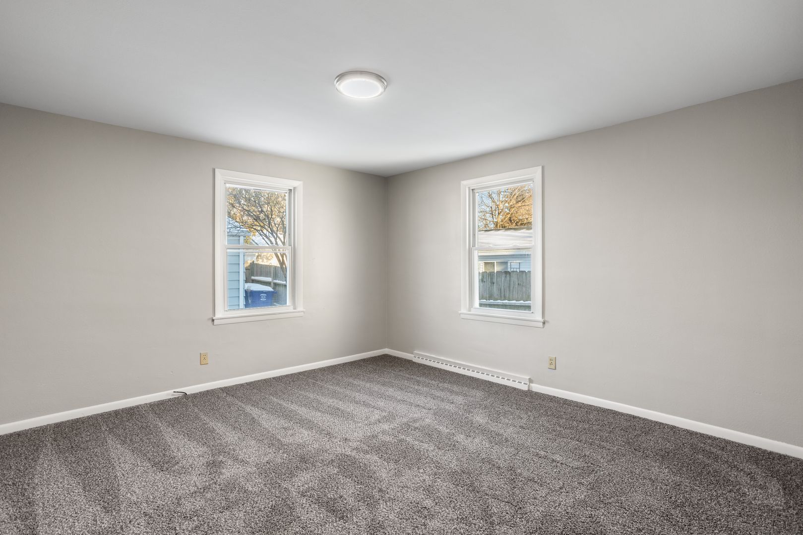 Green Bay Apartment: S. Buchanan Street