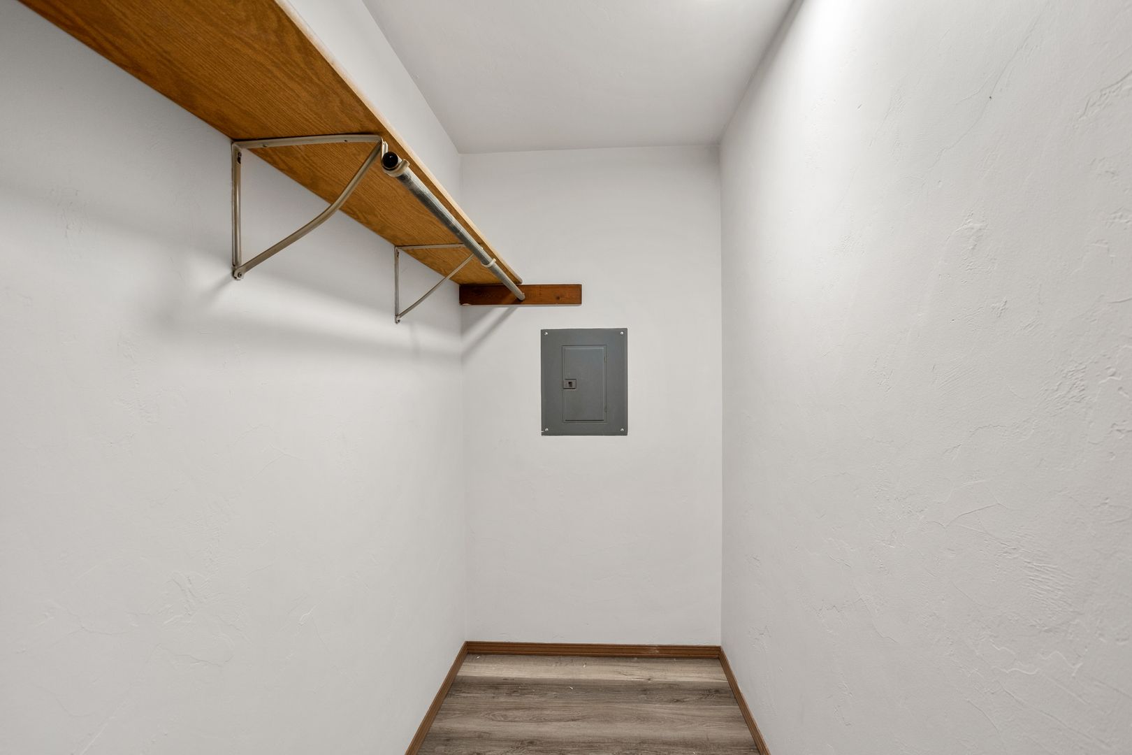 Green Bay Apartment: 234 Berger Street