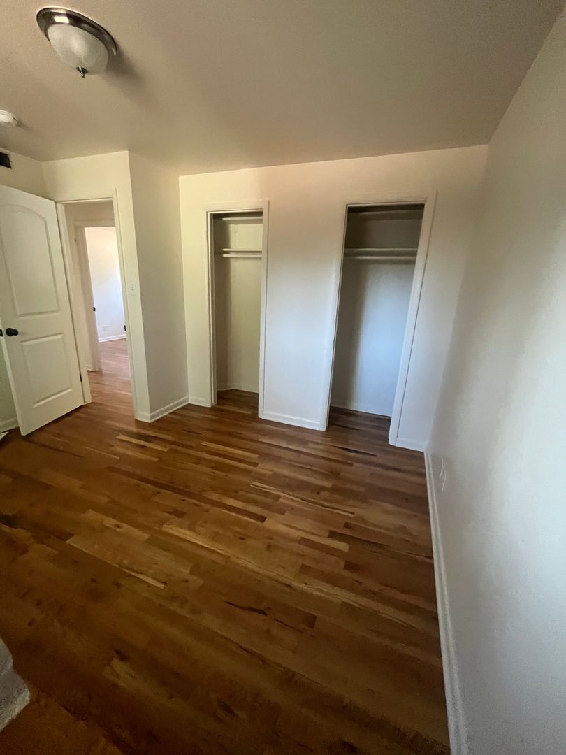 945 Grape Avenue - PLACEMENT 8 of 12