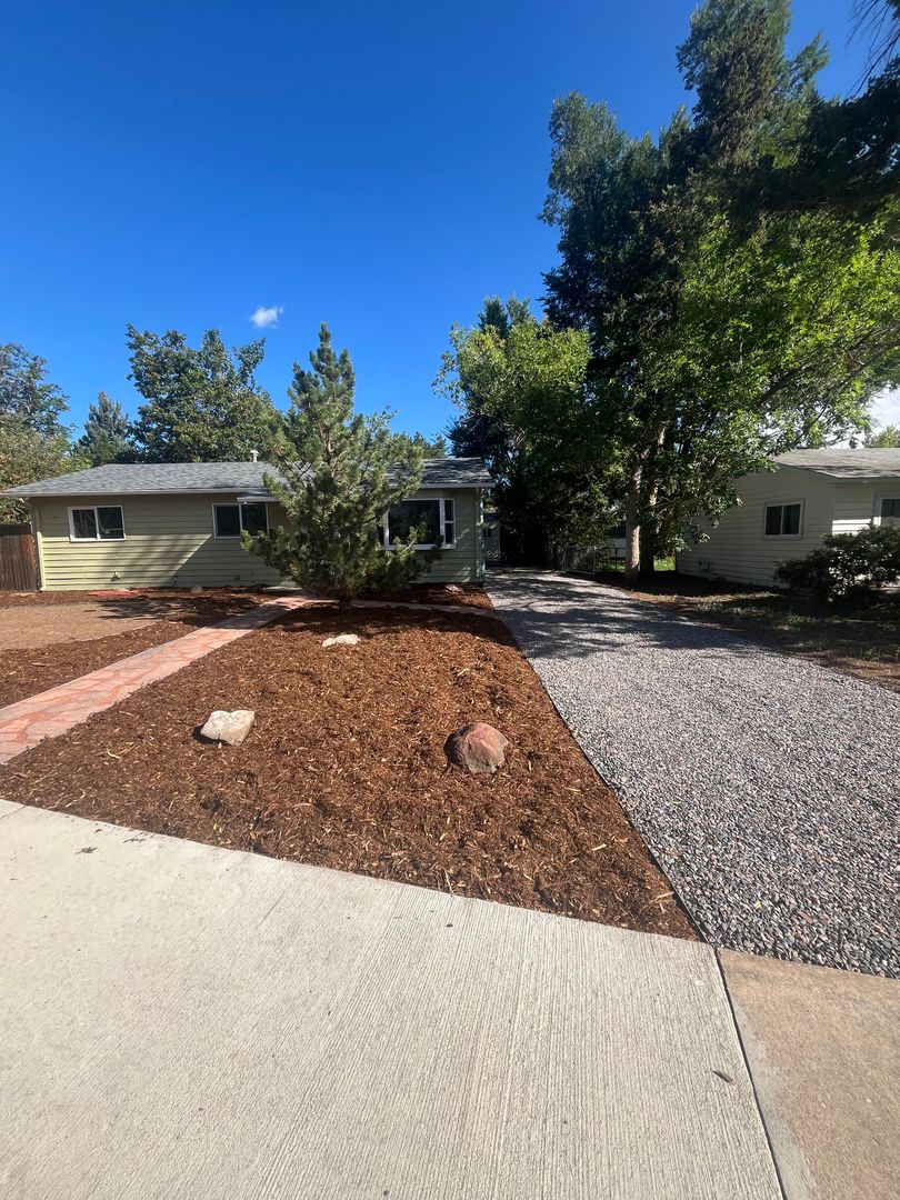 945 Grape Avenue - PLACEMENT 15 of 15