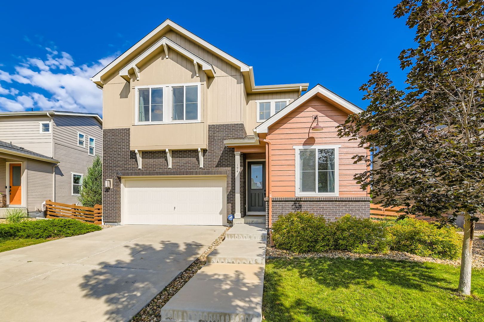 Erie House: 194 Starlight Circle