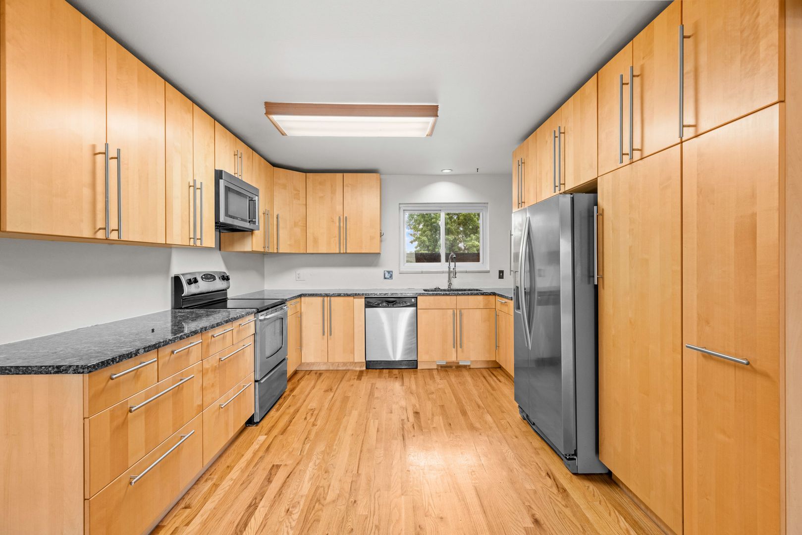 Boulder Townhome: 1558 Greenbriar Blvd.