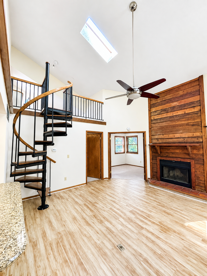Boulder House: 2960 Shadow Creek Drive