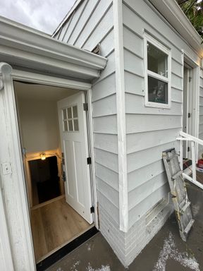 $500 OFF RENT! Fully Renovated 1 Bed/1 Bath Unit in Sloan's Lake - Available NOW! – photo 1