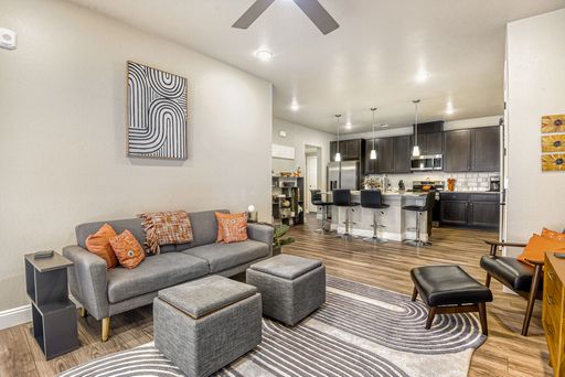 Contemporary Parker Condo | Trails & City Access – photo 1