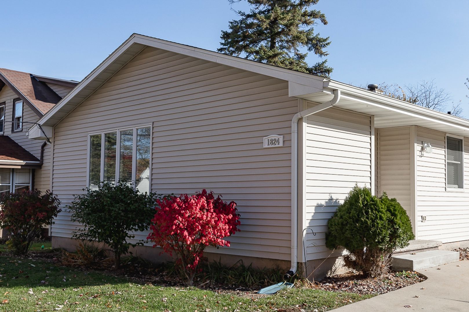 Appleton House: 1824 S Jefferson Street