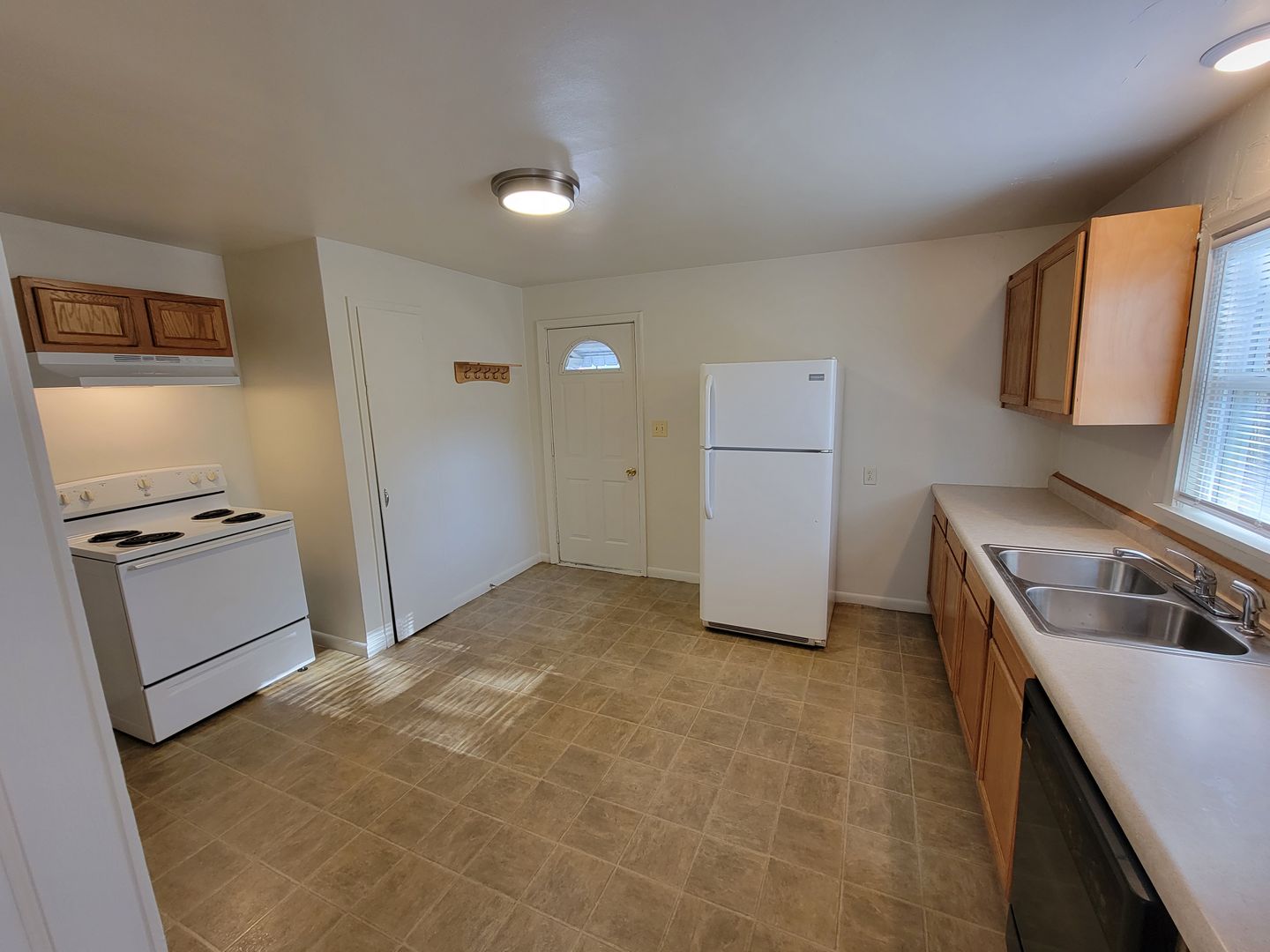 Green Bay House: 1511 10th Avenue