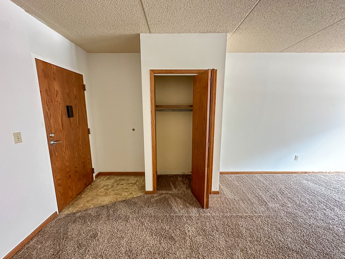 246 N Hyland Ave 7 of 12