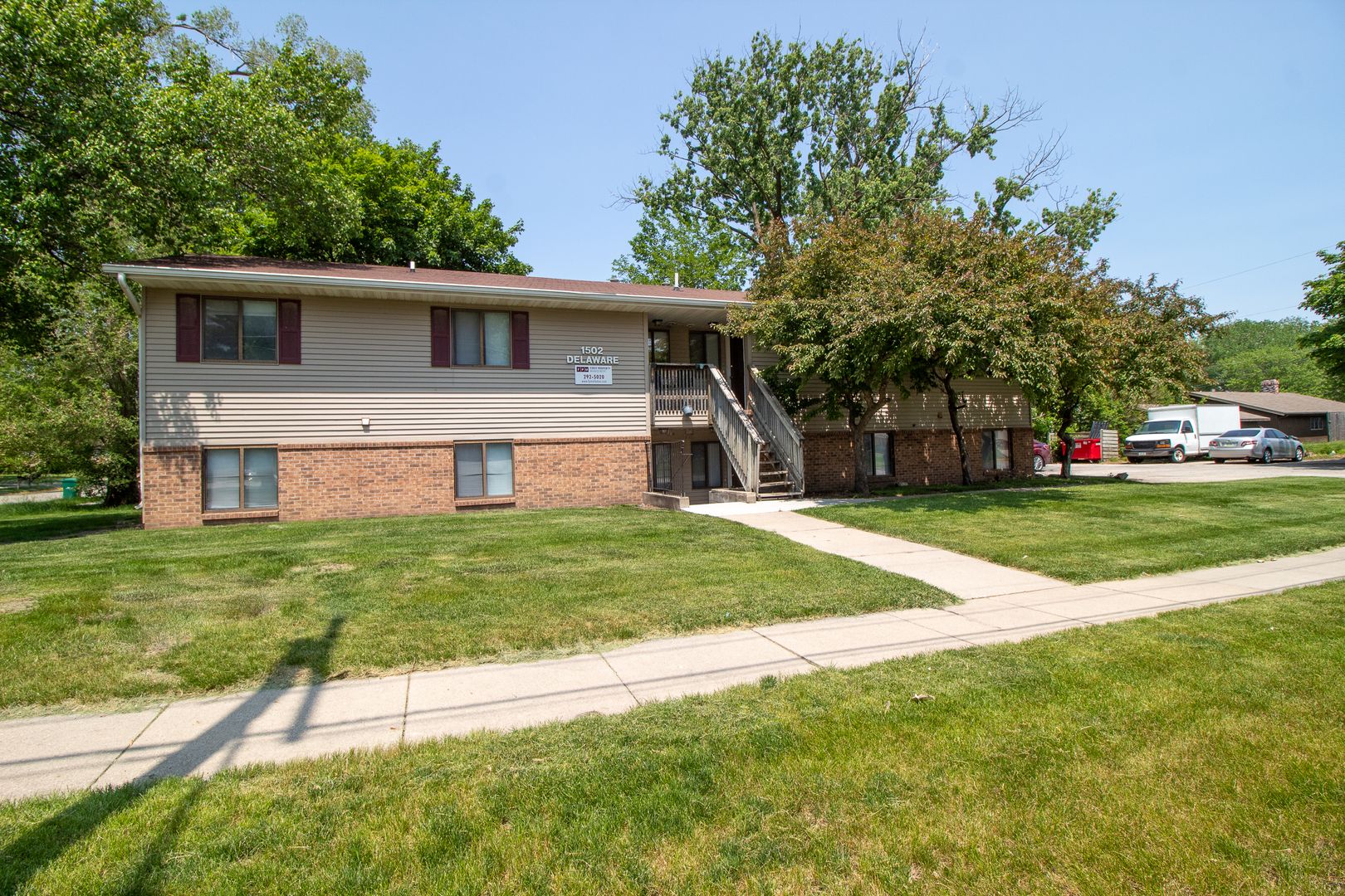 Ames Apartment: 1502 Delaware Ave