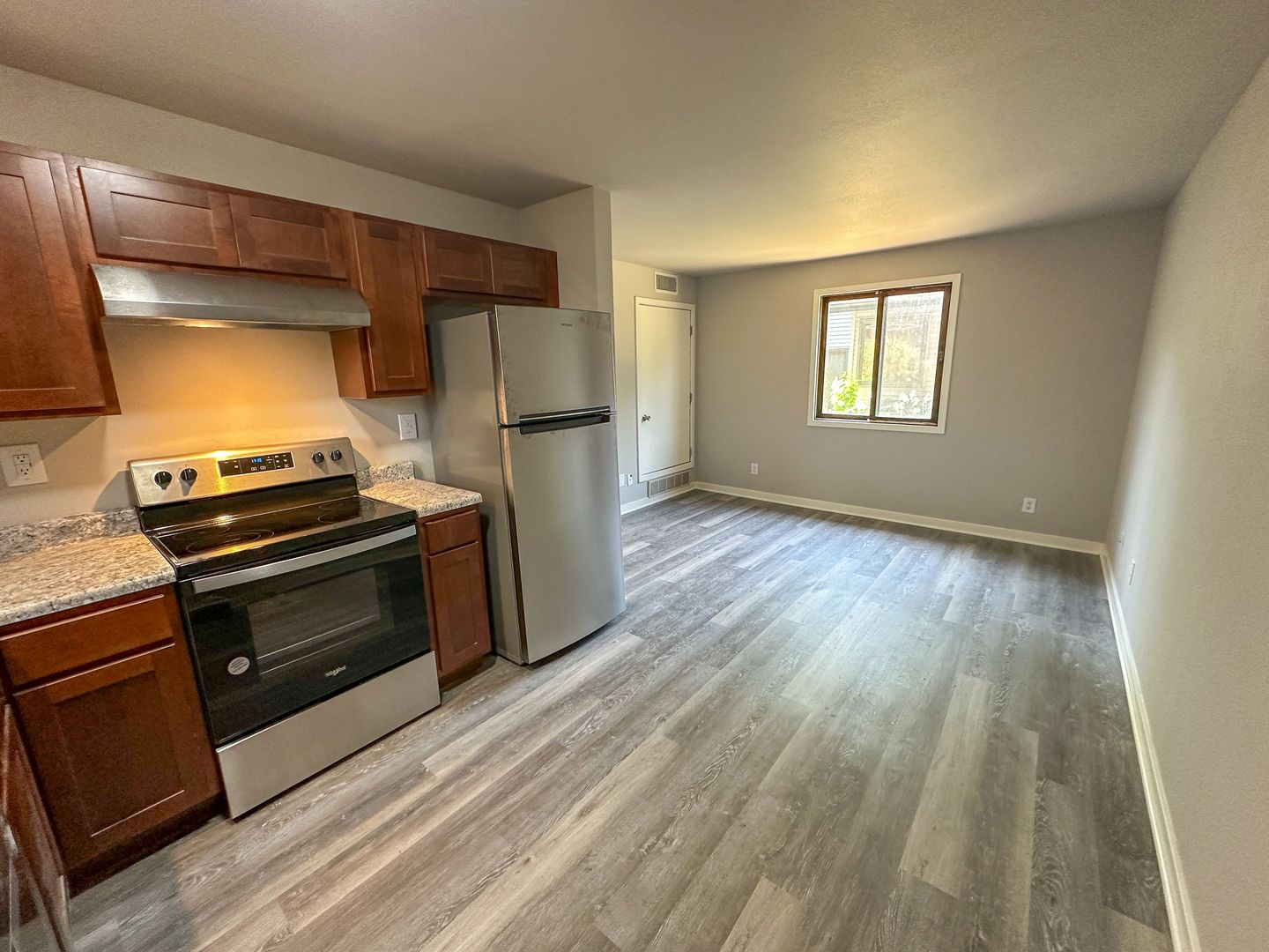 Ames Apartment: 3319 Story Street