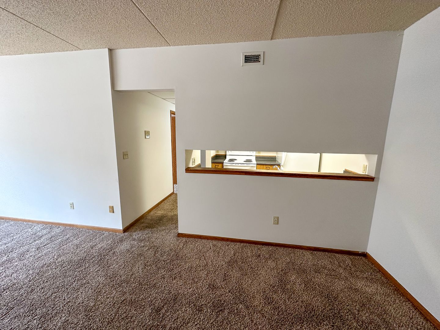 246 N Hyland Ave 8 of 12