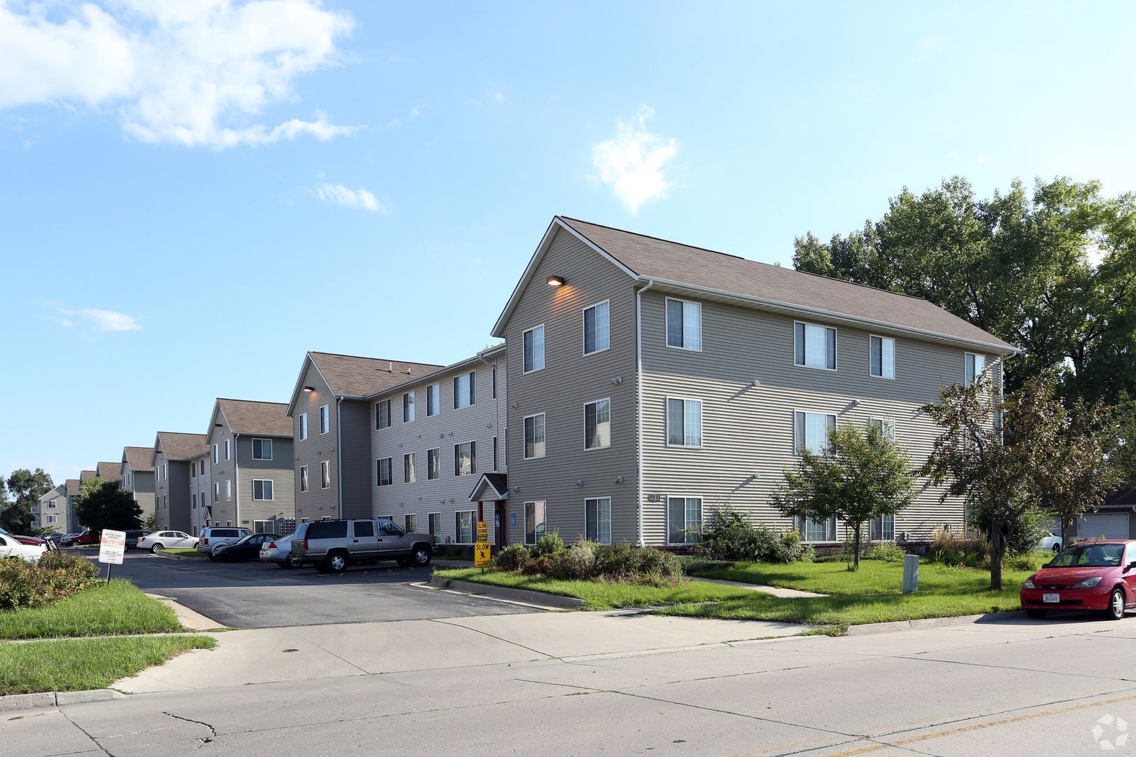 Ames Apartment: 221 Crystal St