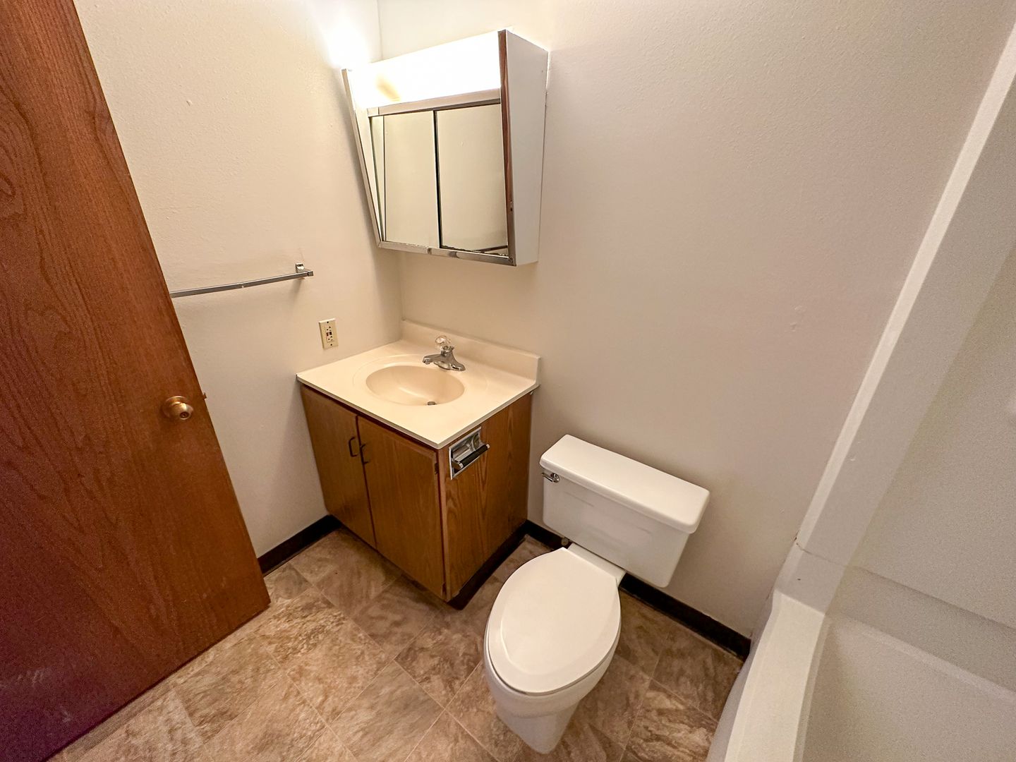 246 N Hyland Ave 16 of 19