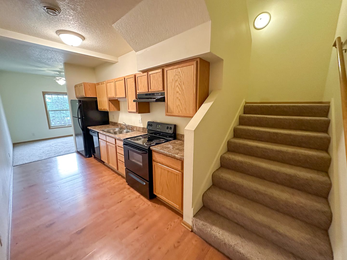 Ames Apartment: 205 Beach Ave