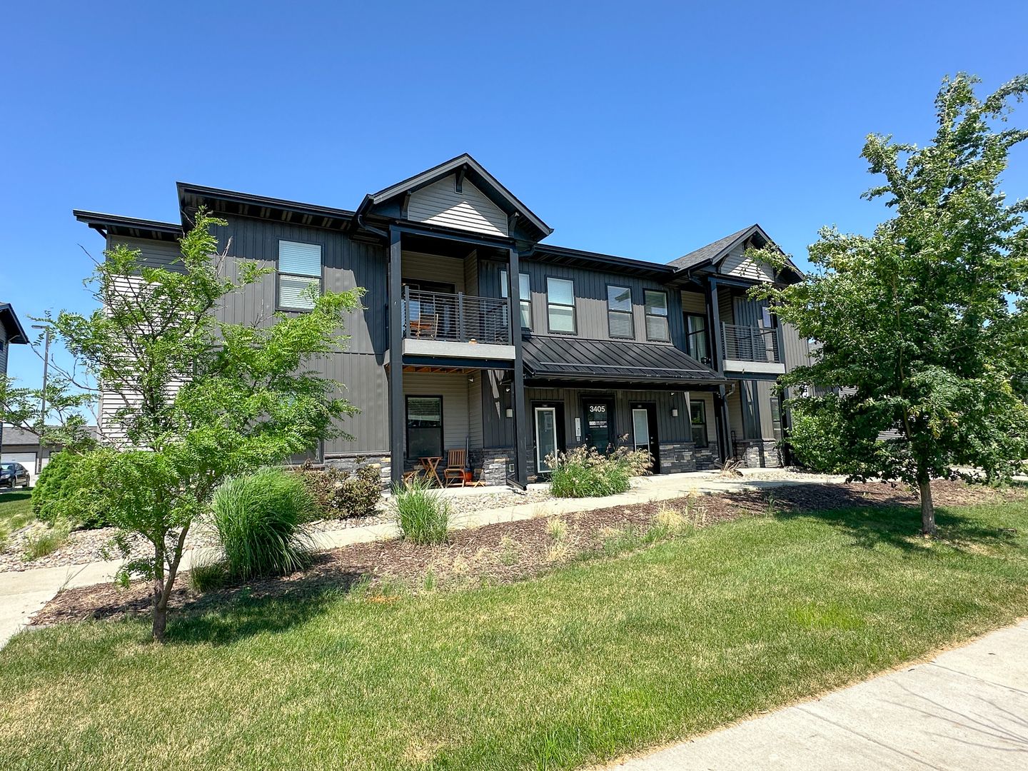 Ames Apartment: 3405 Aurora Ave